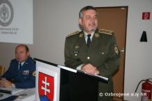 Stretnutie veliacich poddstojnkov s generlporukom Milanom Maximom vo Zvolene